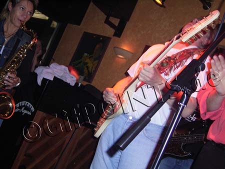 007.009.008 Musik Live Club 135