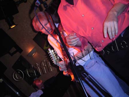 007.009.008 Musik Live Club 136