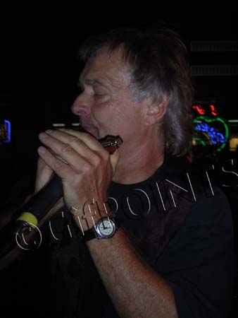 007.009.008 Musik Live Club 160